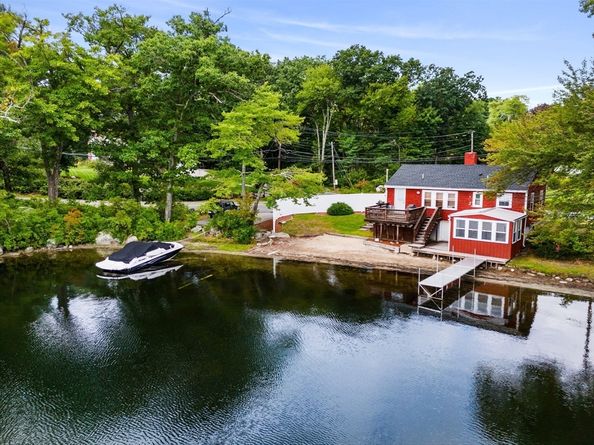 1 Summer Village Rd, Westford MA 01886