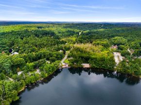 1 Summer Village Rd, Westford MA 01886