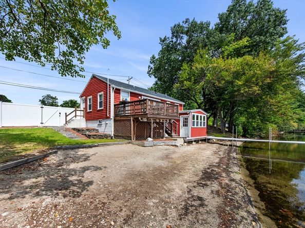 1 Summer Village Rd, Westford MA 01886
