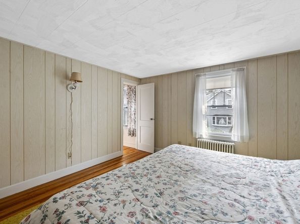 10 Shepard St, Marblehead MA 01945