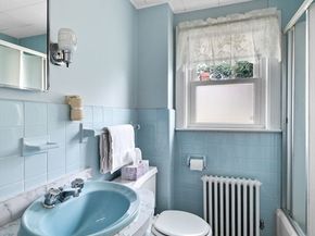 10 Shepard St, Marblehead MA 01945