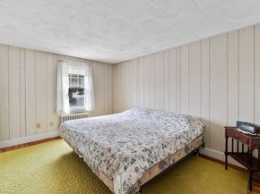 10 Shepard St, Marblehead MA 01945