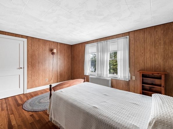 10 Shepard St, Marblehead MA 01945