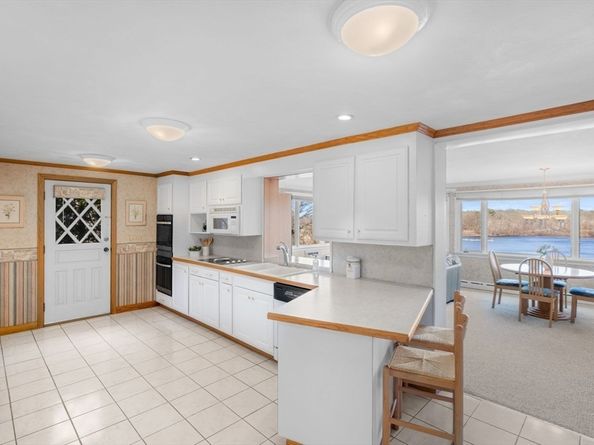 335 Mystic St, Arlington MA 02474