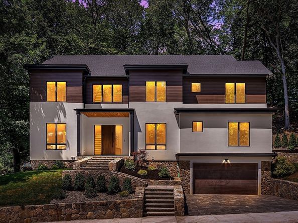 177 Varick Rd, Newton MA 02468