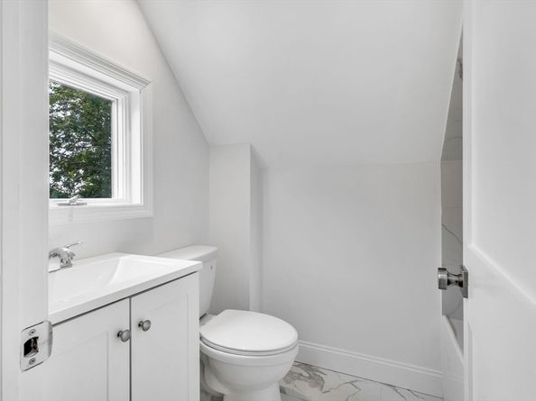 5 Beckford St 3, Beverly MA 01915