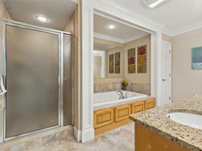 4 Caileigh Ct 4, Andover MA 01810