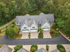 4 Caileigh Ct 4, Andover MA 01810