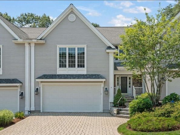 4 Caileigh Ct 4, Andover MA 01810