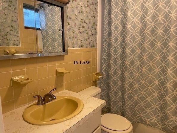 71 Church Street, East Bridgewater MA 02333