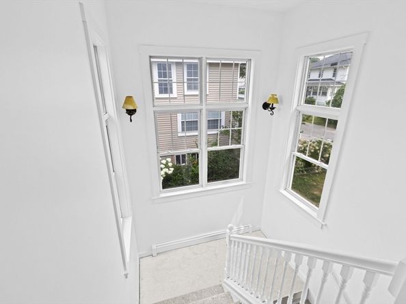 12 Dogwood Ln, Wareham MA 02558