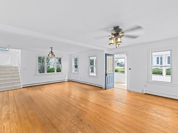 12 Dogwood Ln, Wareham MA 02558