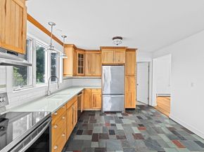 12 Dogwood Ln, Wareham MA 02558