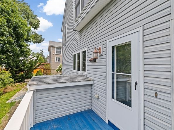12 Dogwood Ln, Wareham MA 02558