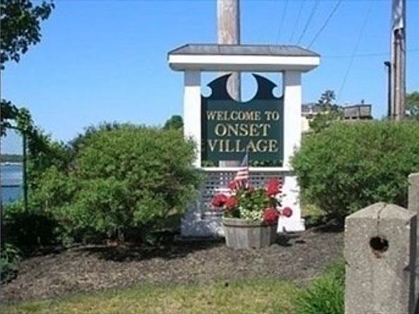 12 Dogwood Ln, Wareham MA 02558