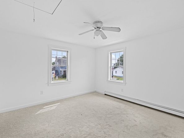 12 Dogwood Ln, Wareham MA 02558