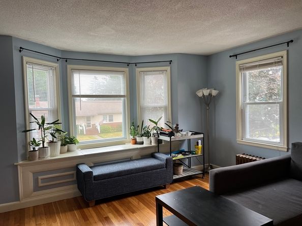 15 Sunny Hill Dr, Worcester MA 01602