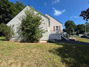 15 Sunny Hill Dr, Worcester MA 01602