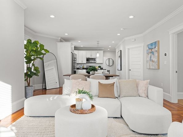 40 Newburg St. 1, Boston MA 02131