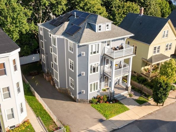 40 Newburg St. 1, Boston MA 02131