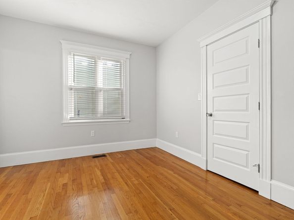 40 Newburg St. 1, Boston MA 02131