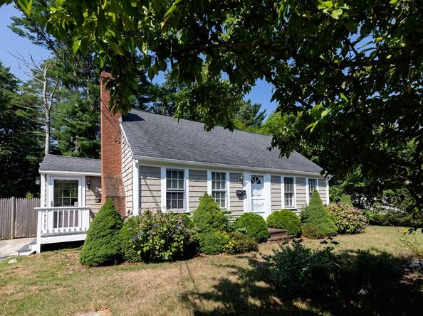 58 Pembroke Street, Kingston MA 02364