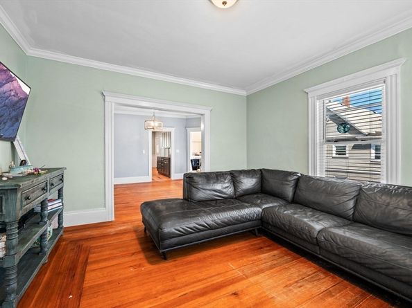 4 Valley Rd 2, Swampscott MA 01907