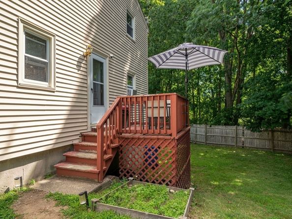 107 Vernon St D, Wakefield MA 01880