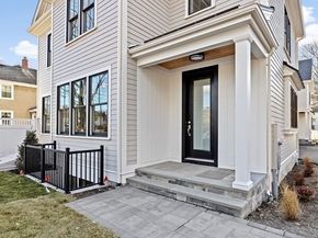 32 Kingsbury St 1, Wellesley MA 02481