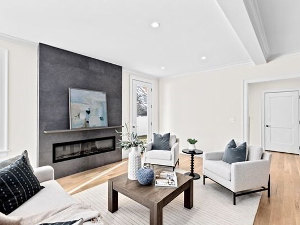 32 Kingsbury St 1, Wellesley MA 02481