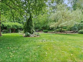6 Fruit St, Hopkinton MA 01748