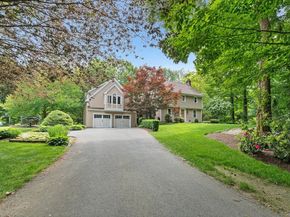 6 Fruit St, Hopkinton MA 01748