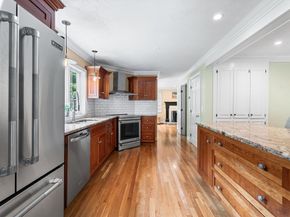6 Fruit St, Hopkinton MA 01748