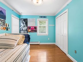 6 Fruit St, Hopkinton MA 01748