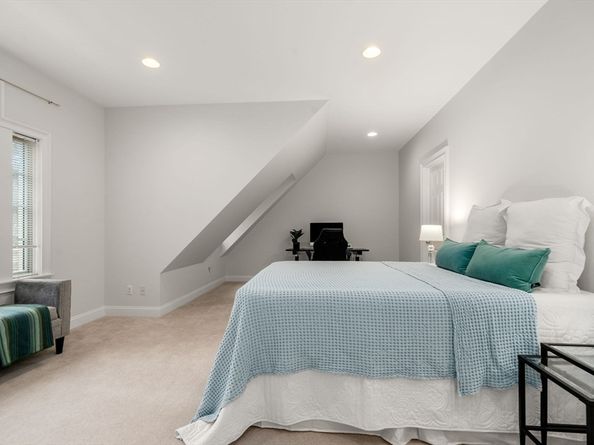 20 Flint Rd, Concord MA 01742