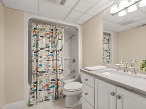 20 Flint Rd, Concord MA 01742