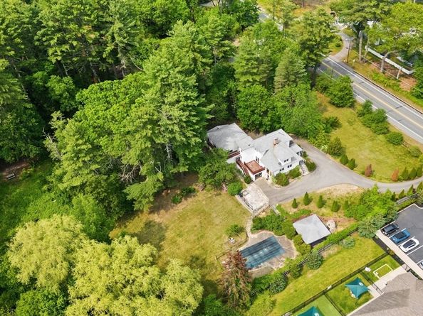 497 S Main St, Andover MA 01810