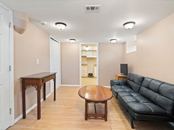 497 S Main St, Andover MA 01810