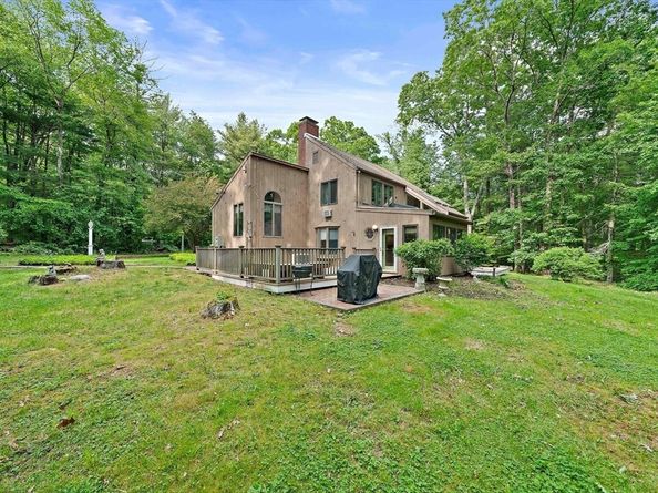 575 1st Parish Rd, Scituate MA 02066