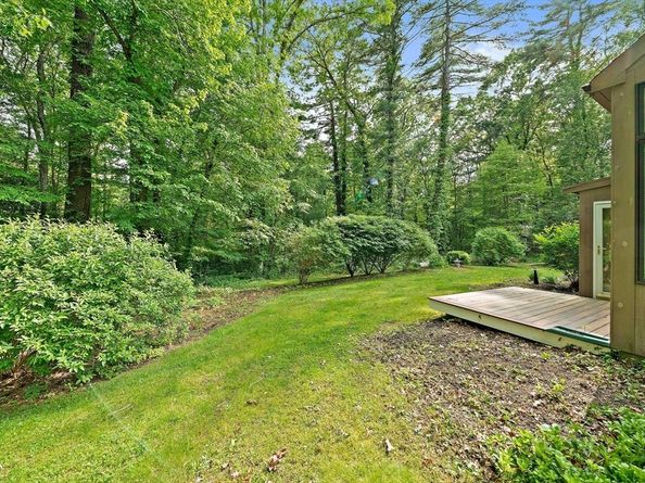 575 1st Parish Rd, Scituate MA 02066