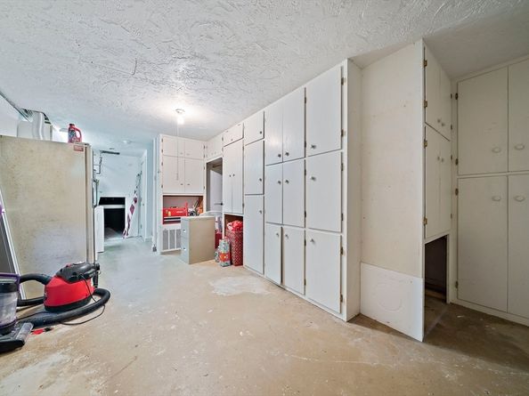 575 1st Parish Rd, Scituate MA 02066