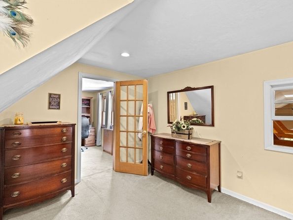 167 Old Miller St, Middleboro MA 02346