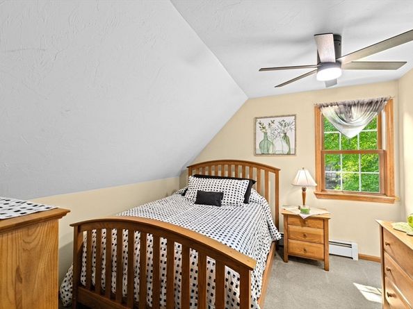 167 Old Miller St, Middleboro MA 02346
