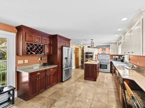 167 Old Miller St, Middleboro MA 02346