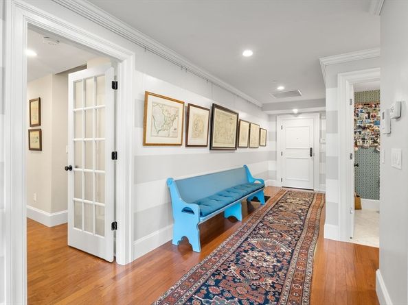 134 Mount Auburn St 7, Watertown MA 02472