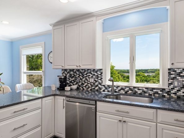 13 Hickory Hill Road, Manchester MA 01944