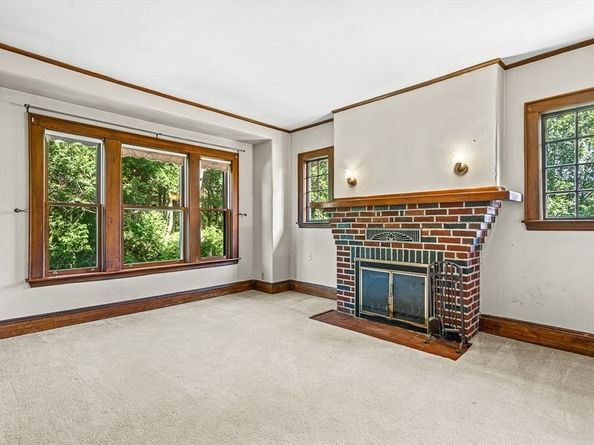 68 Barnard Ave, Watertown MA 02472