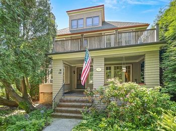 68 Barnard Ave