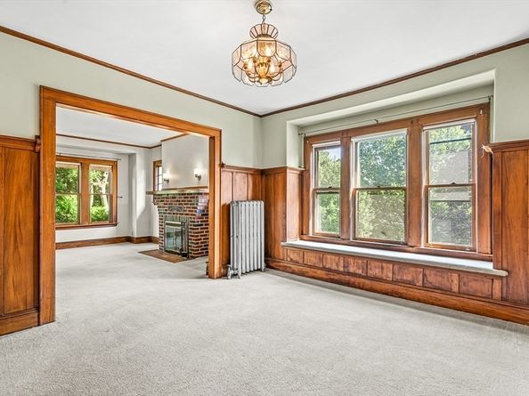 68 Barnard Ave, Watertown MA 02472