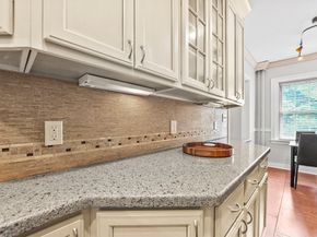 3 Arlington Street 7, Cambridge MA 02140